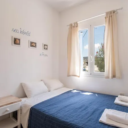 Livadia Seaside 11 パロス島